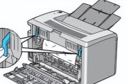 如何处理复印机内部卡纸问题（解决复印机卡纸困扰）